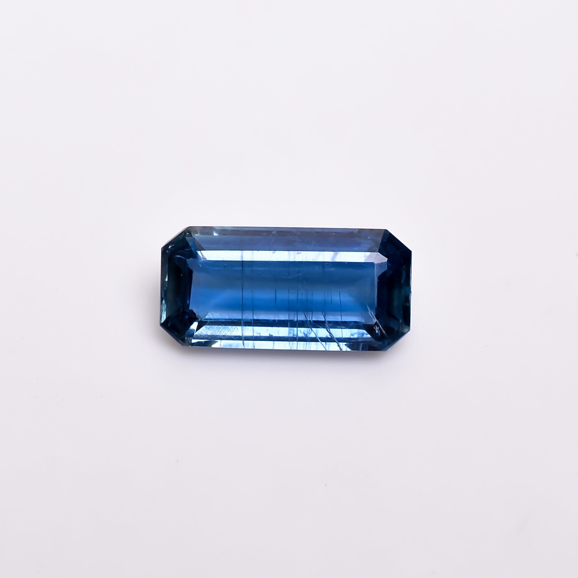 natural blue kyanite radiant shape cut stone loose gemstone
