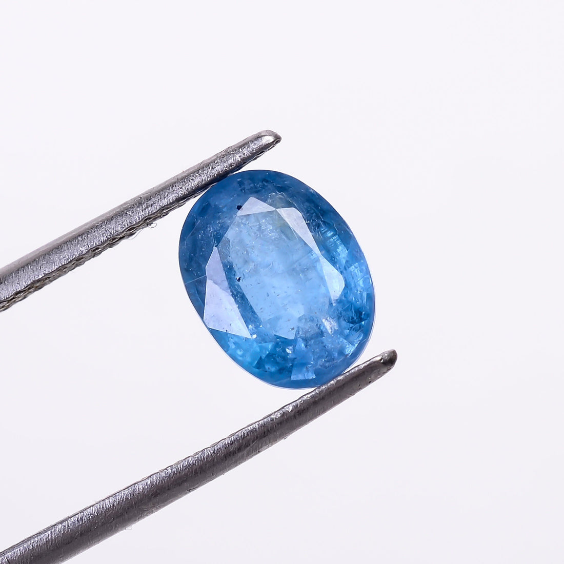natural blue kyanite oval shape cut stone loose gemstone