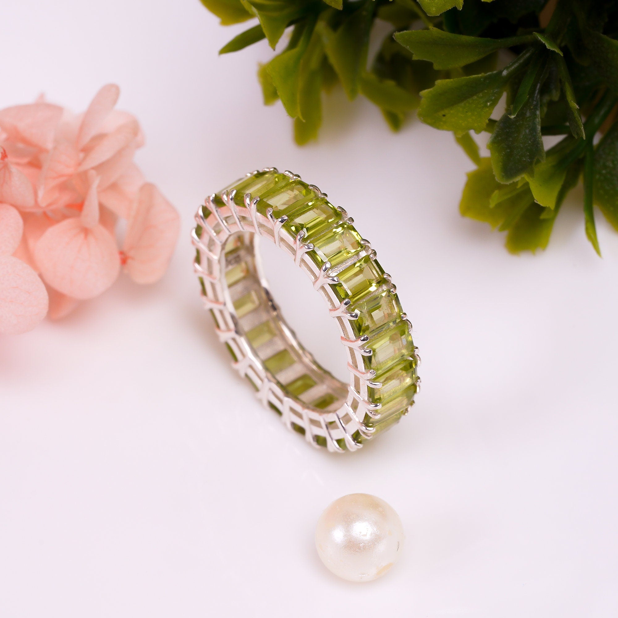 natural peridot radiant shape ethnic handmade 925 sterling silver ring 8 us 4 7 gms y 7775