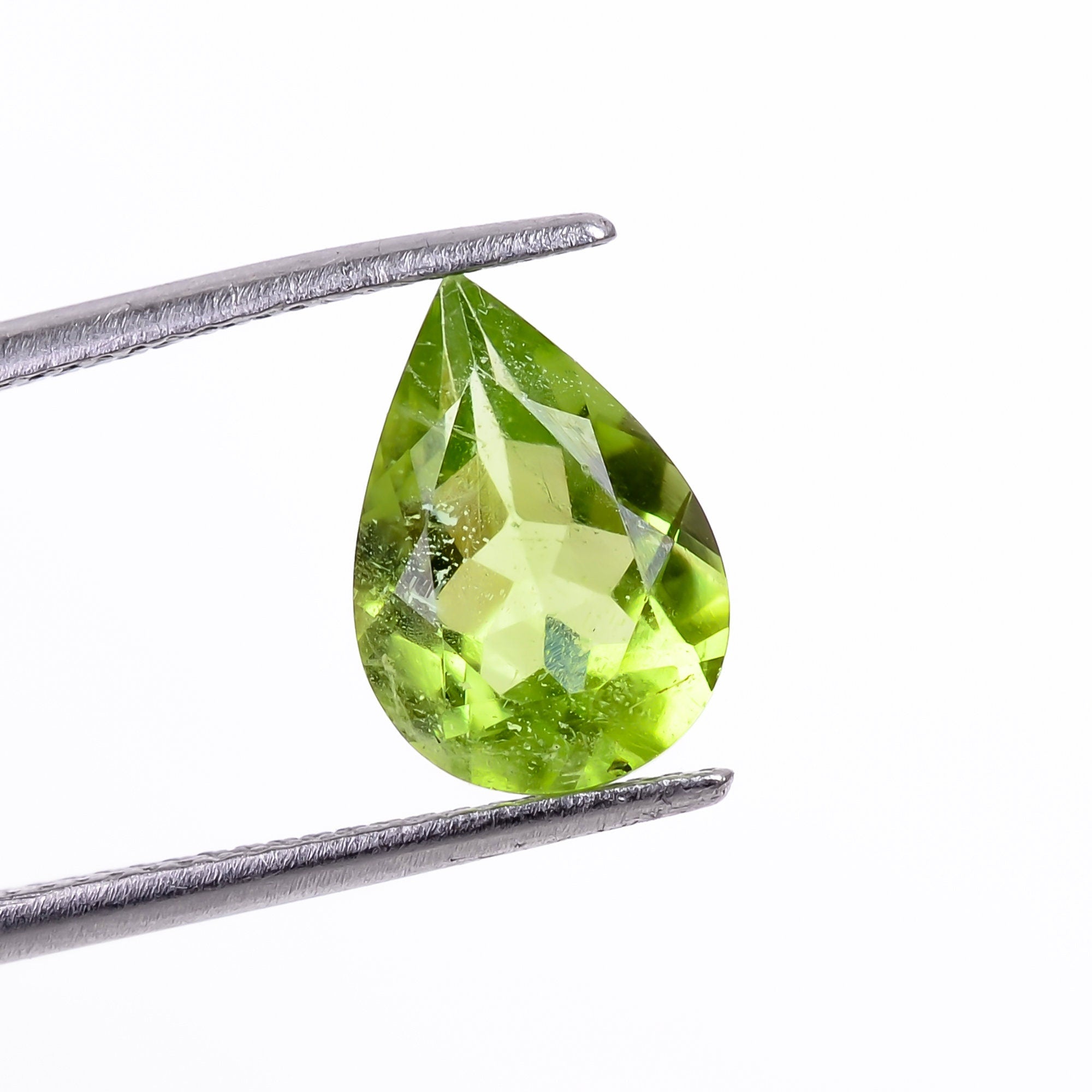 peridot natural pear shape cut stone loose gemstone