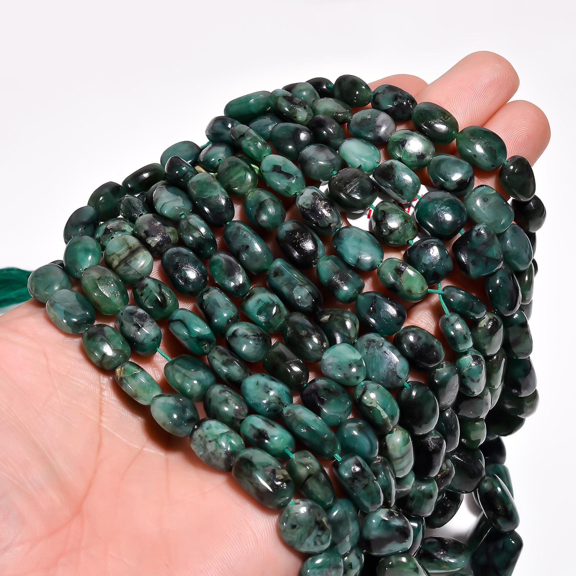 emerald natural gemstone tumbled shape smooth 