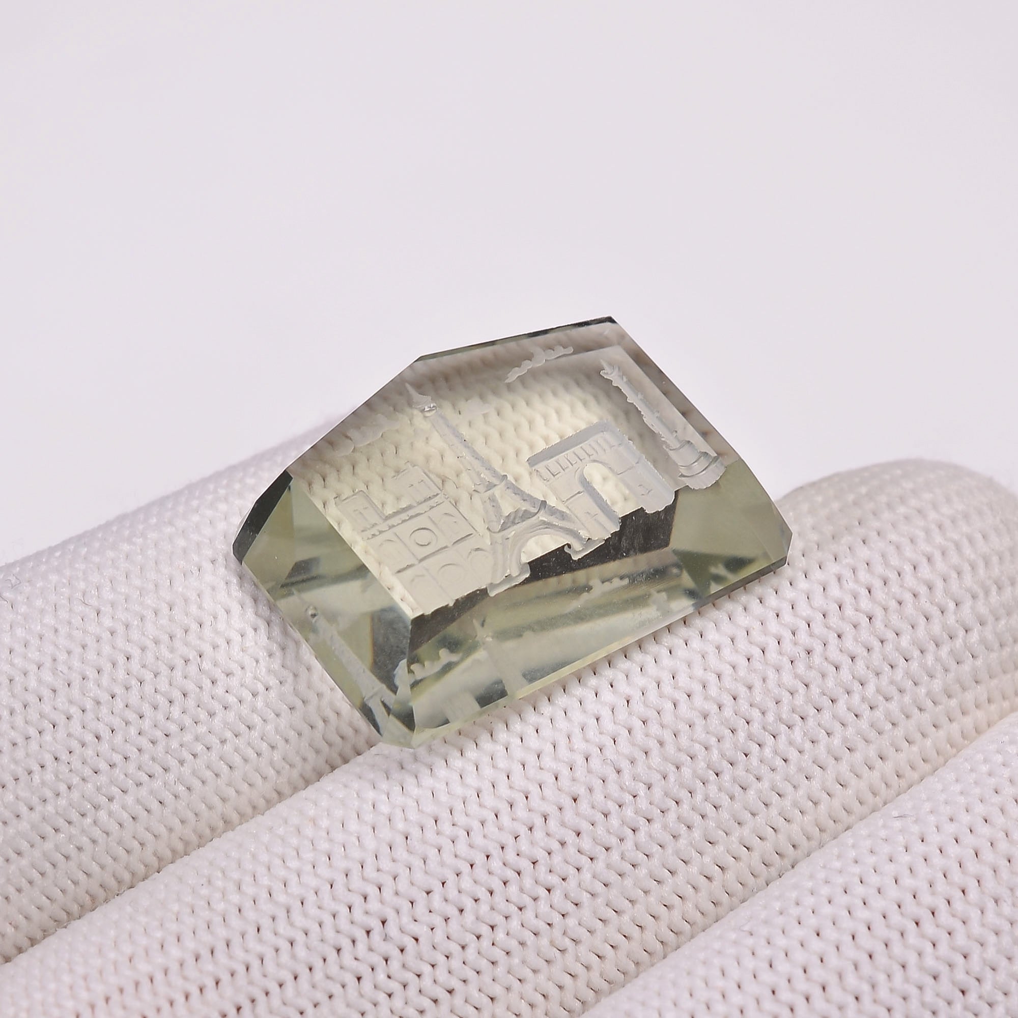 Natural Green Amethyst Fancy Shape Carved Loose Gemstone For Making Jewelry 33Ct. 24X19X7 MM Y-10628