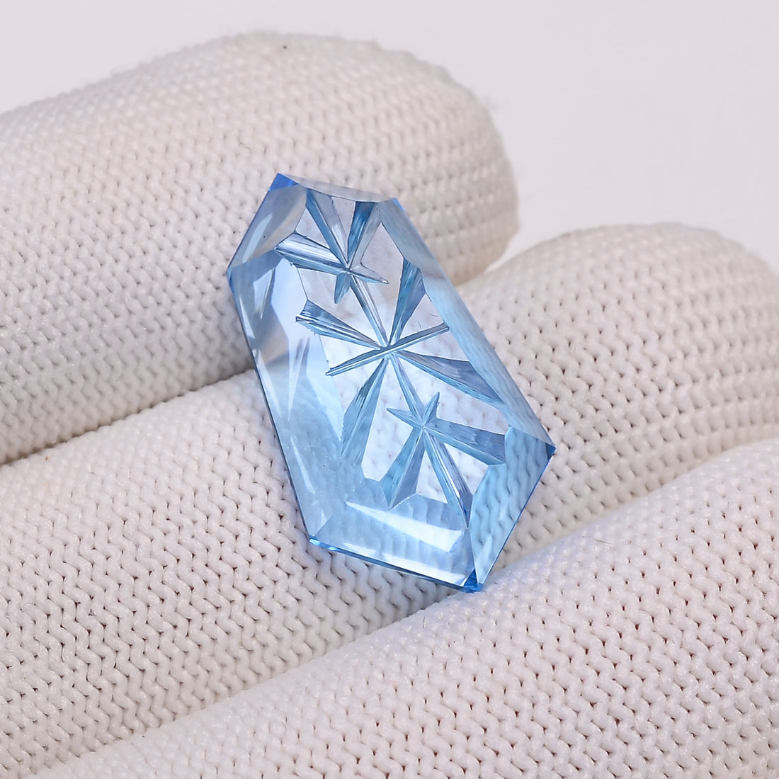 Natural Blue Topaz Fancy Shape Carved Loose Gemstone For Making Jewelry 20.5Ct. 24X14X6mmY-10629