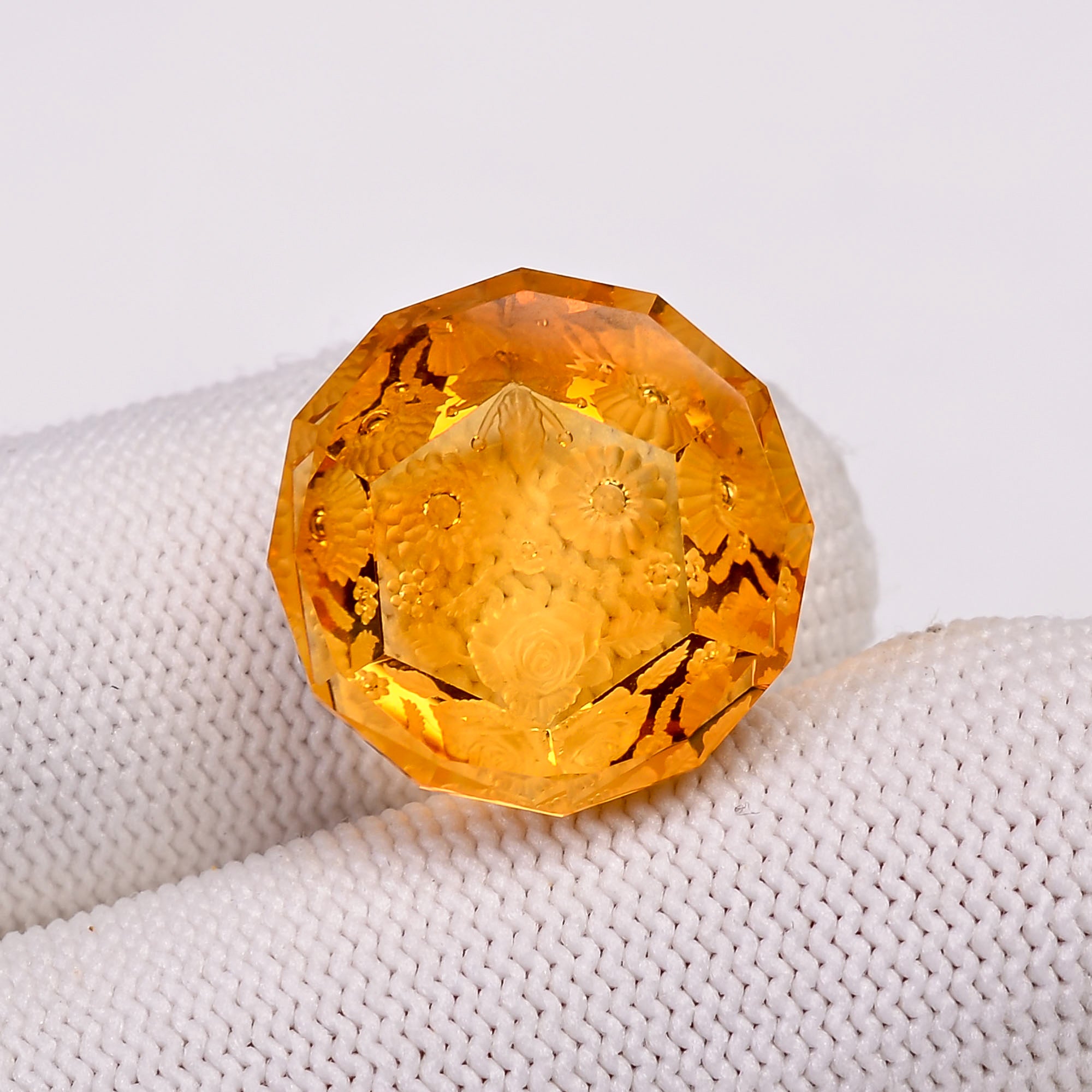 Natural Citrine Octagon Shape Carved Loose Gemstone For Making Jewelry 22.5 Ct.18X18X8 MM Y-10631
