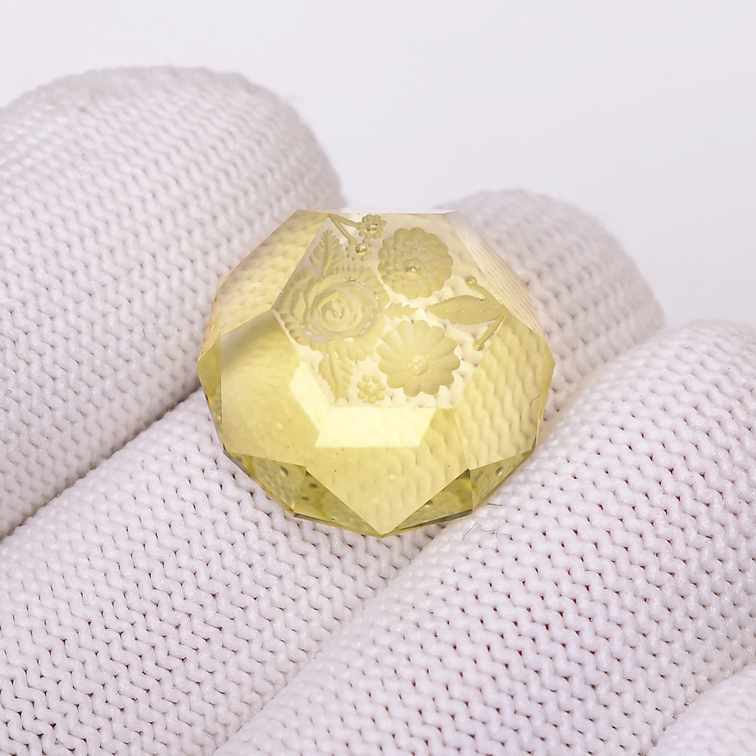 Natural Lemon Quartz Octagon Shape Carved Loose Gemstone For Making Jewelry 23 Ct.18X18X9mm Y-10641