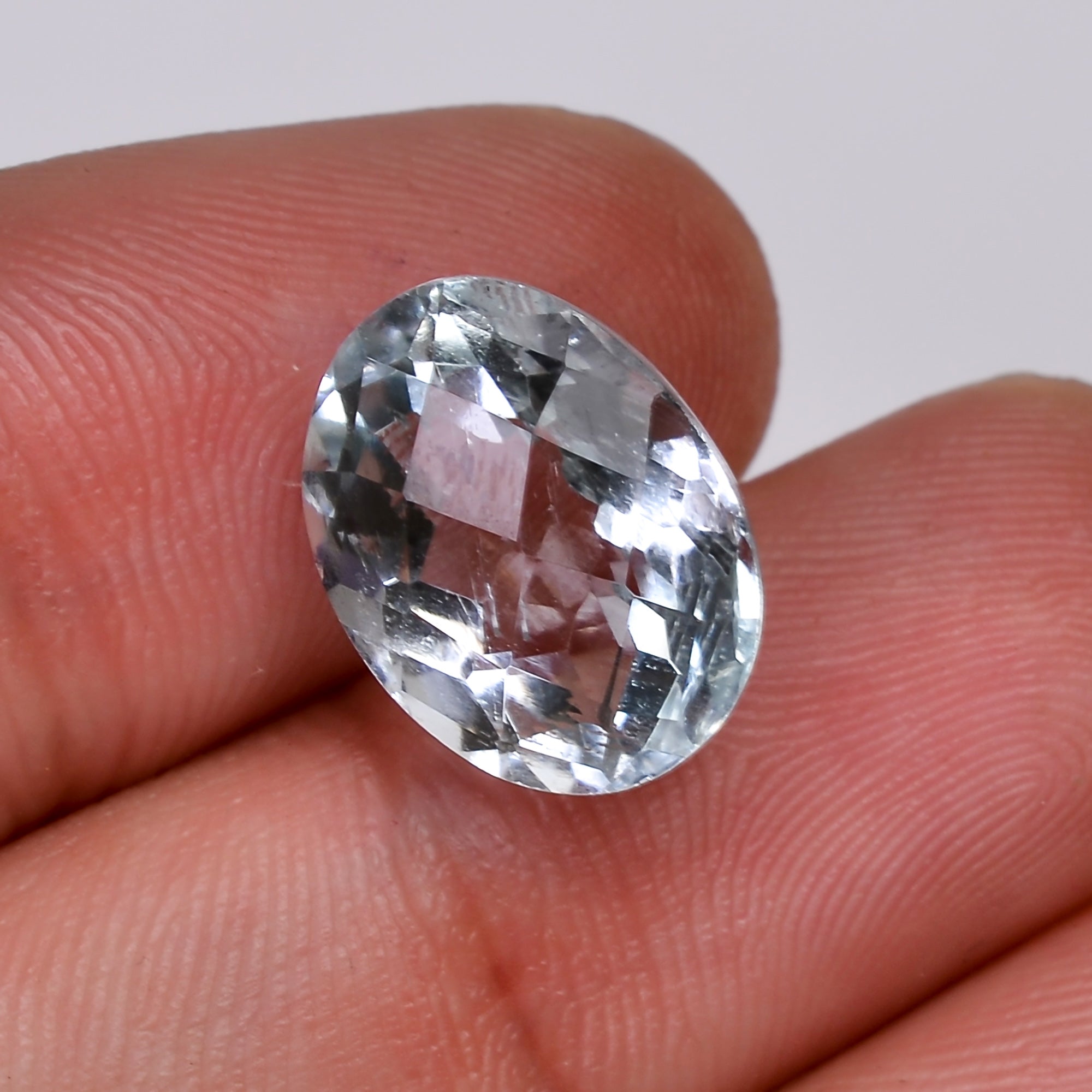 natural aquamarine oval shape faceted loose gemstone