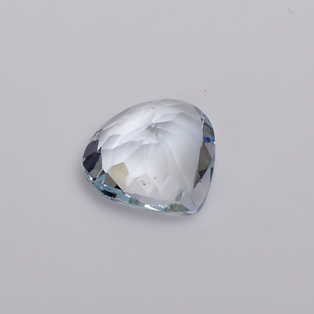 natural aquamarine heart shape cut stone loose gemstone