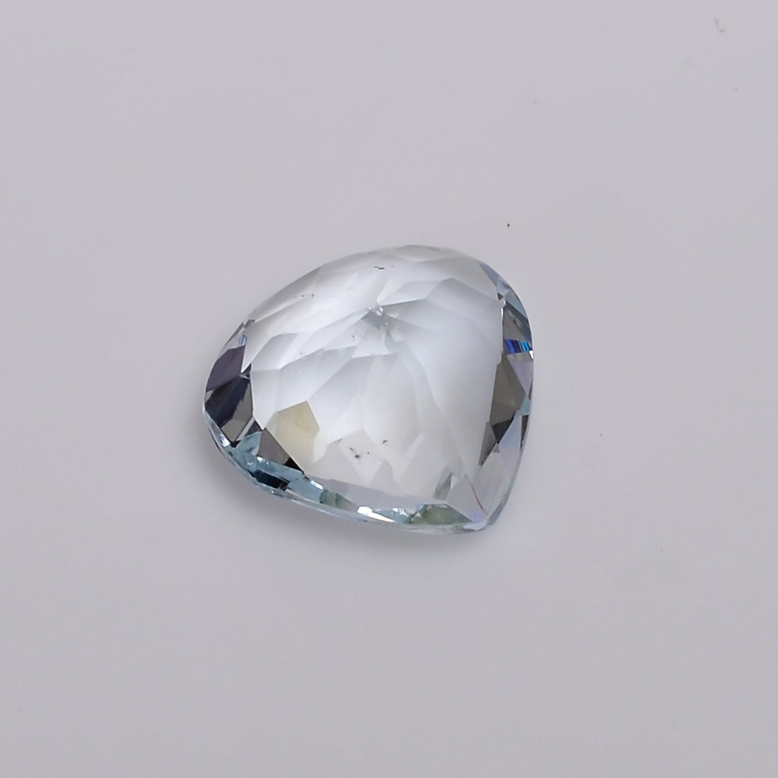 natural aquamarine heart shape cut stone loose gemstone