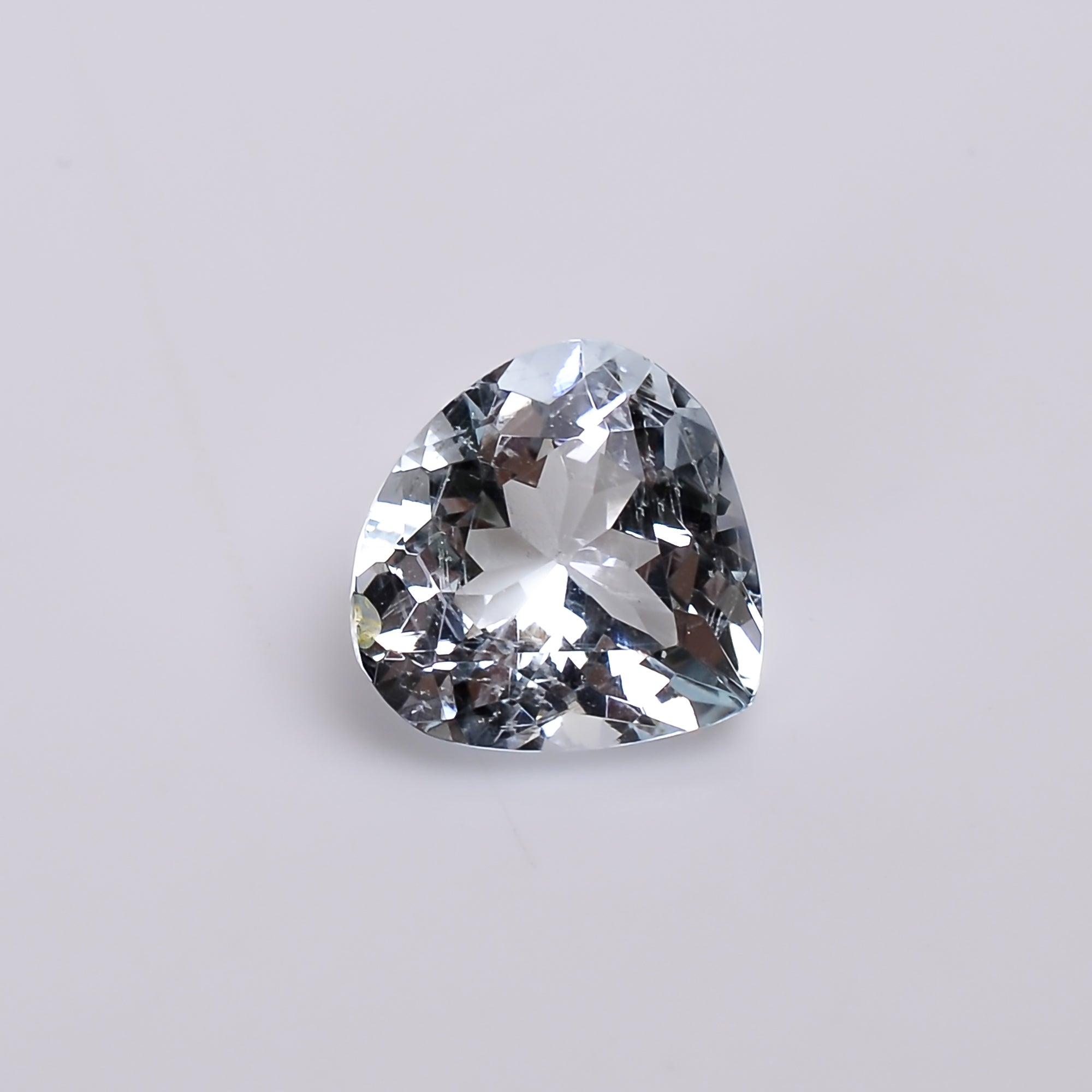 natural aquamarine heart shape cut stone loose gemstone