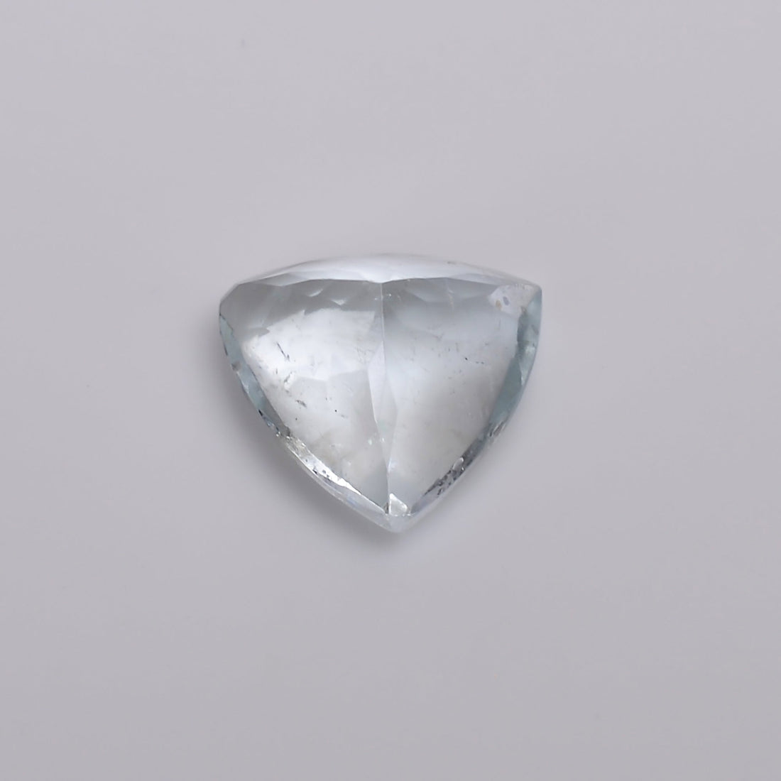 natural aquamarine trillion shape cut stone loose gemstone