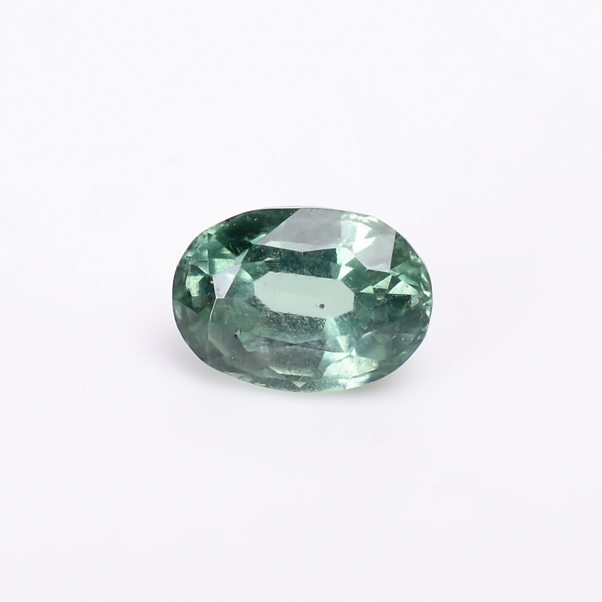 natural green kyanite oval shape cut stone loose gemstone