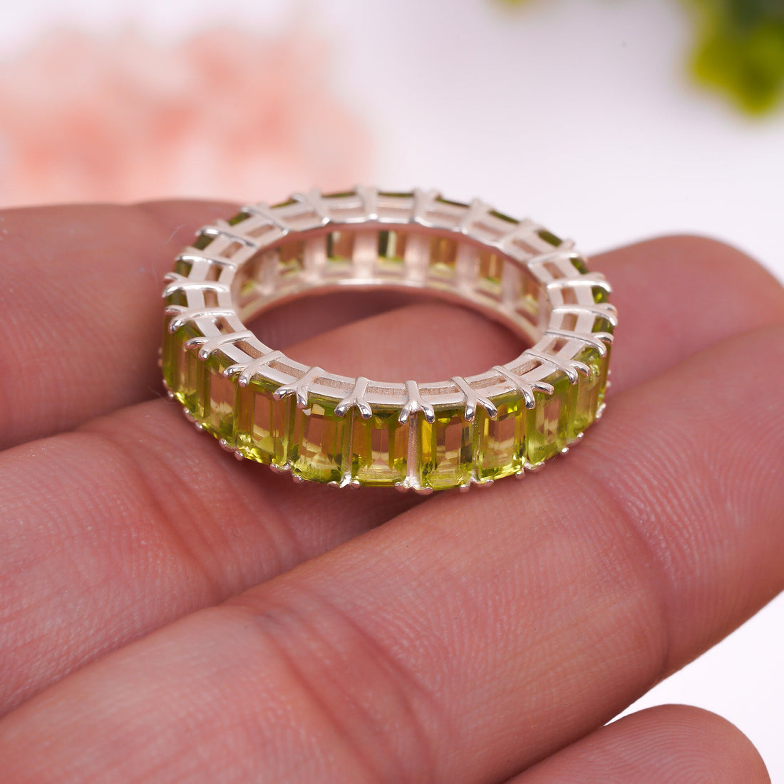 natural peridot radiant shape ethnic handmade 925 sterling silver ring 8 us 4 7 gms y 7775