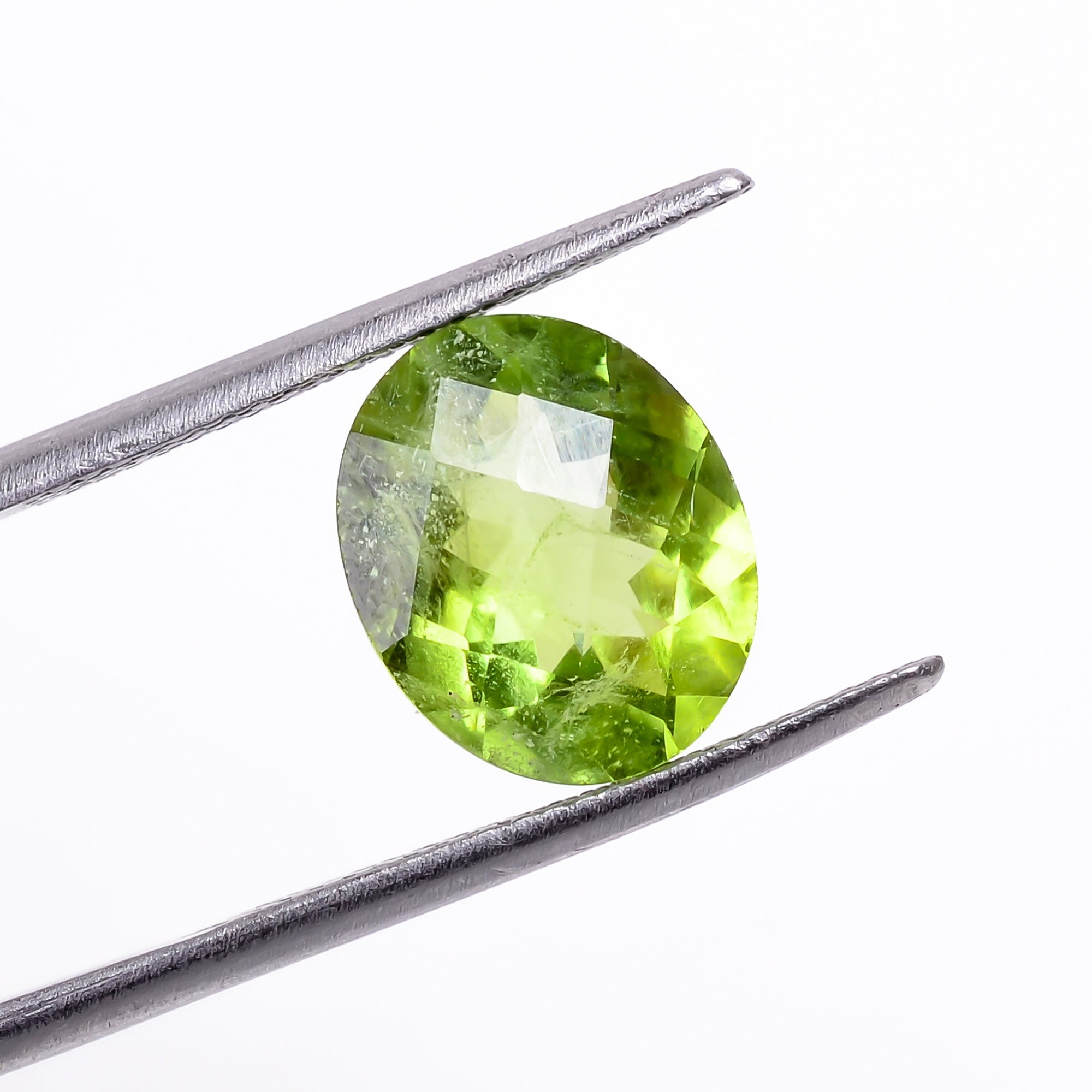 peridot natural oval shape faceted loose gemstone
