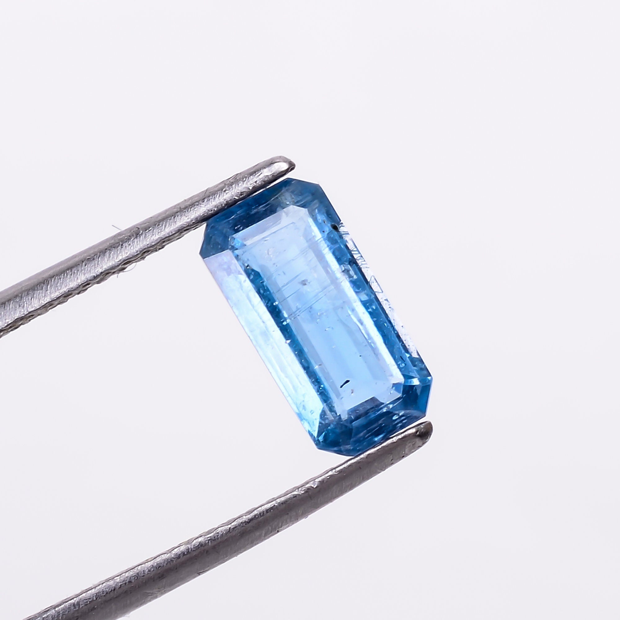 natural blue kyanite radiant shape cut stone loose gemstone