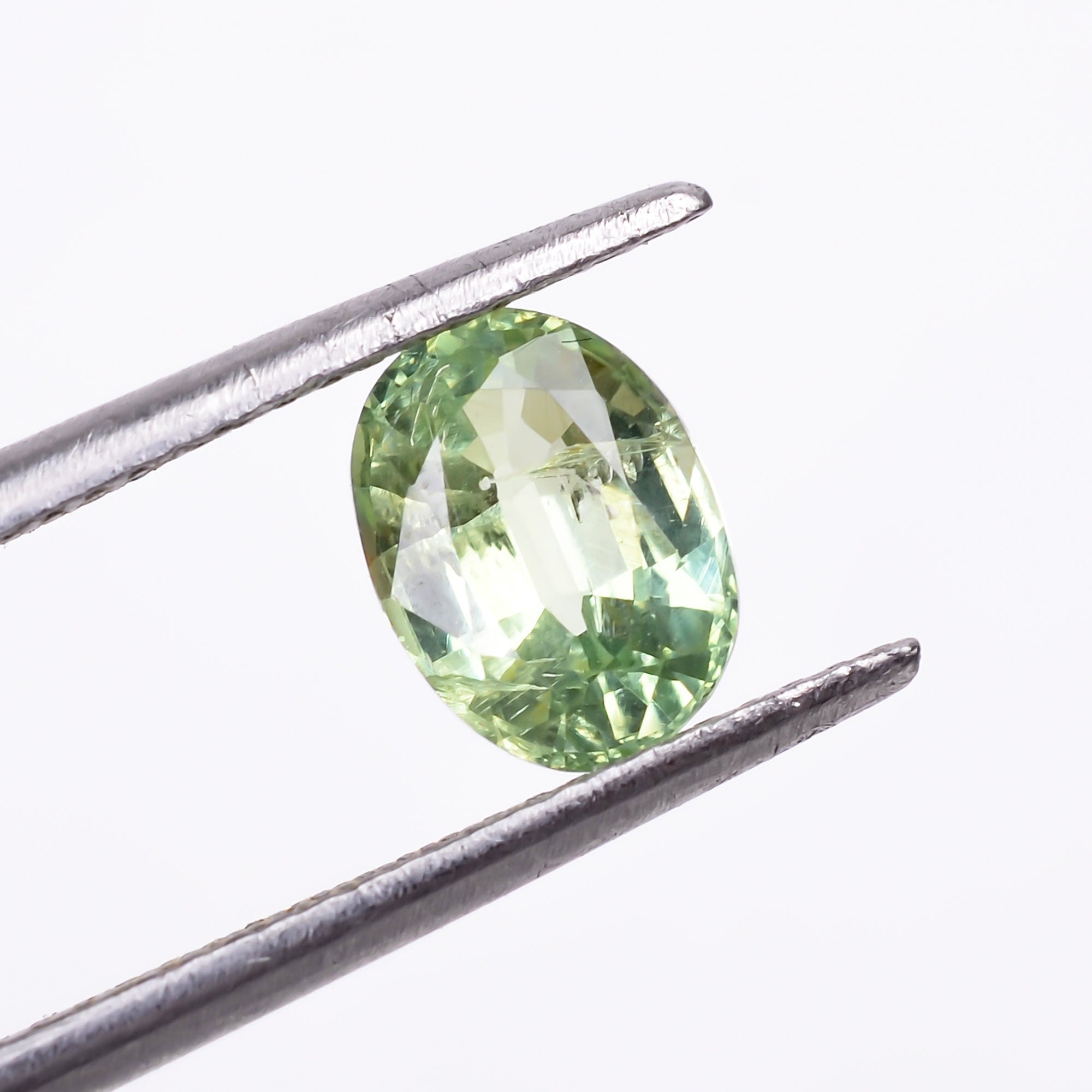 natural green kyanite oval shape cut stone loose gemstone